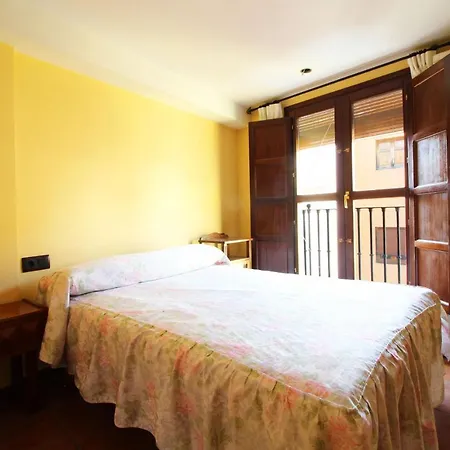 Casa Bien Situada En
