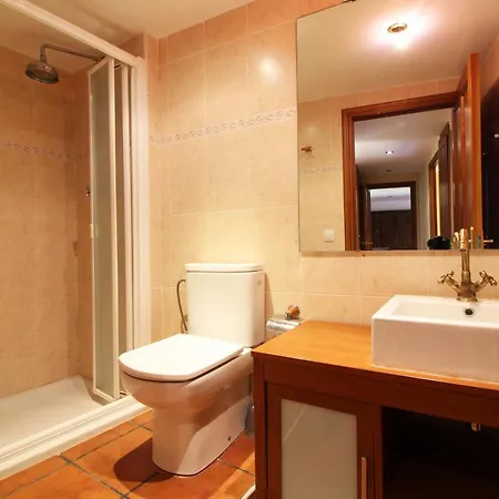 Casa Bien Situada En